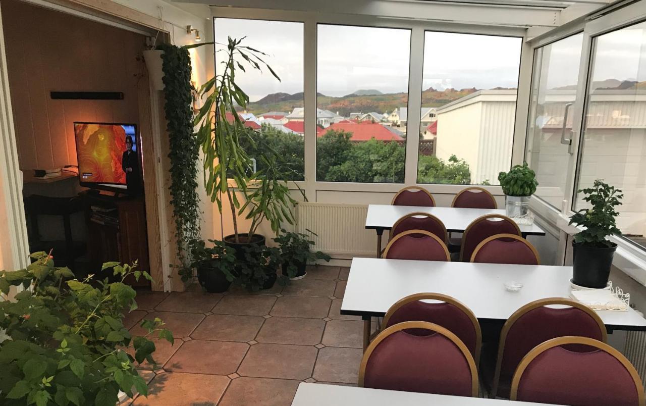 奥尼住宿加早餐旅馆 韦斯特曼纳埃亚尔 外观 照片